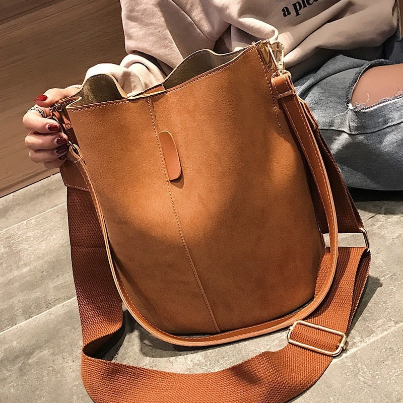 Women's Bucket Shoulder Bag