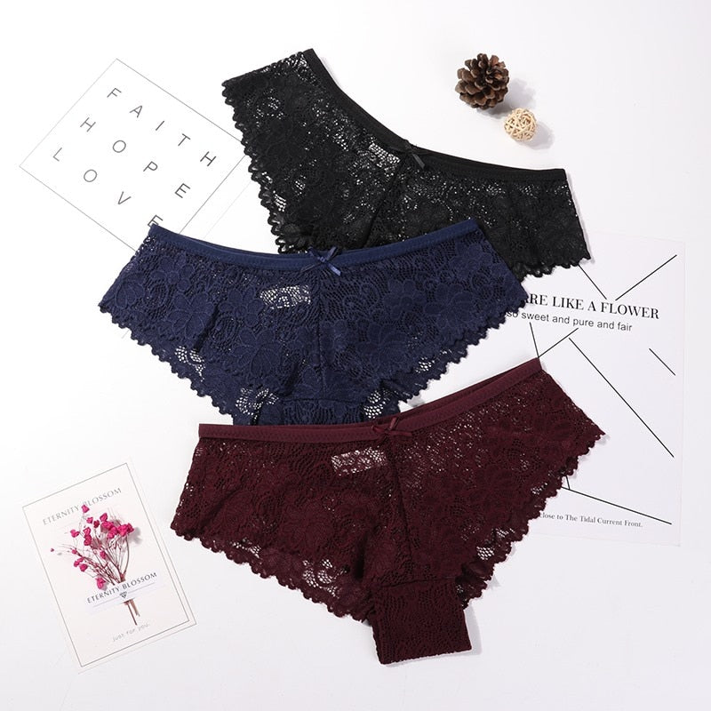 Women's Lace Patterned Panties