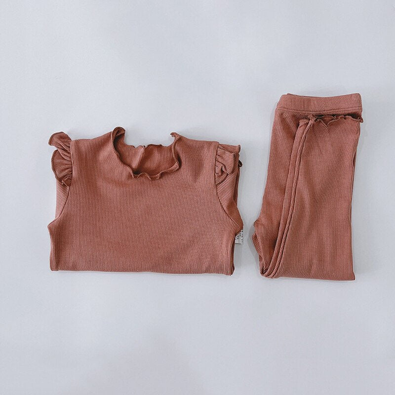 Girl's Patterned Pajama Set