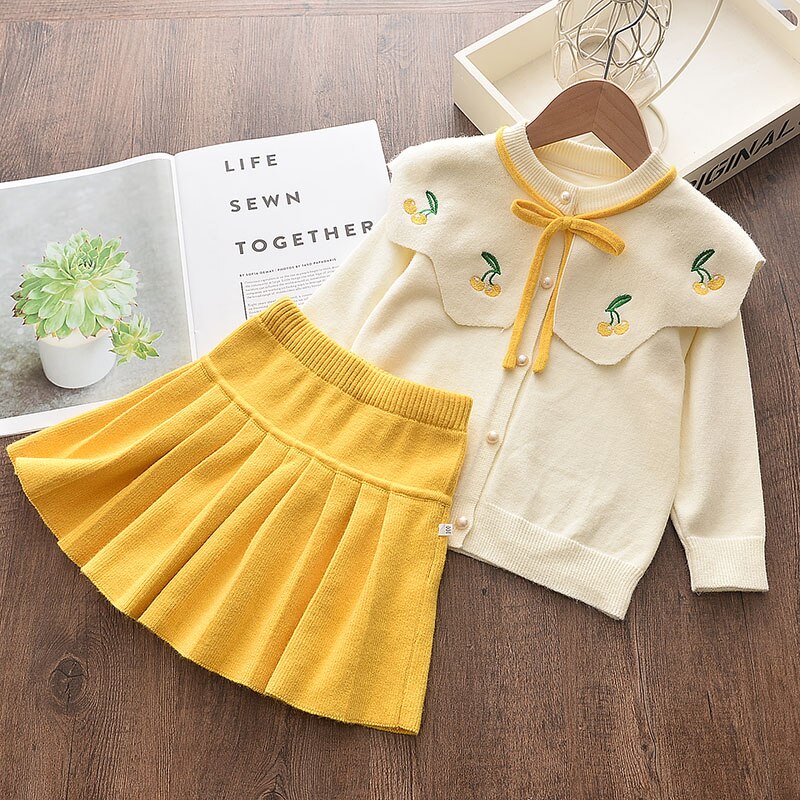 Girl's Warm Autumn Clothes Set with Skirt